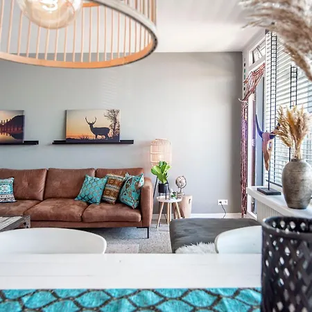 Apartament Ibiza With Private Parking Zandvoort