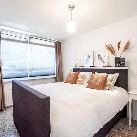 Ibiza With Private Parking * Zandvoort