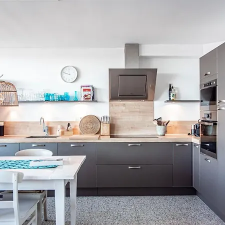 Ibiza With Private Parking Apartment *
