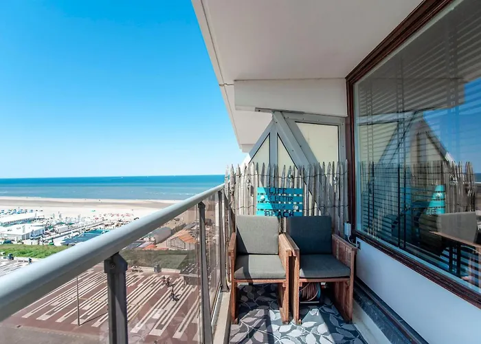 Ibiza With Private Parking Appartement Zandvoort