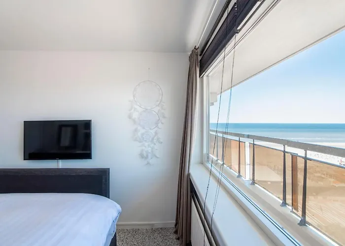 Ibiza With Private Parking * Zandvoort