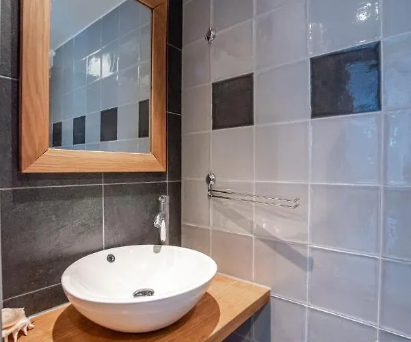 Ibiza With Private Parking * Zandvoort