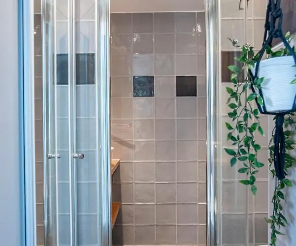 Ibiza With Private Parking Zandvoort